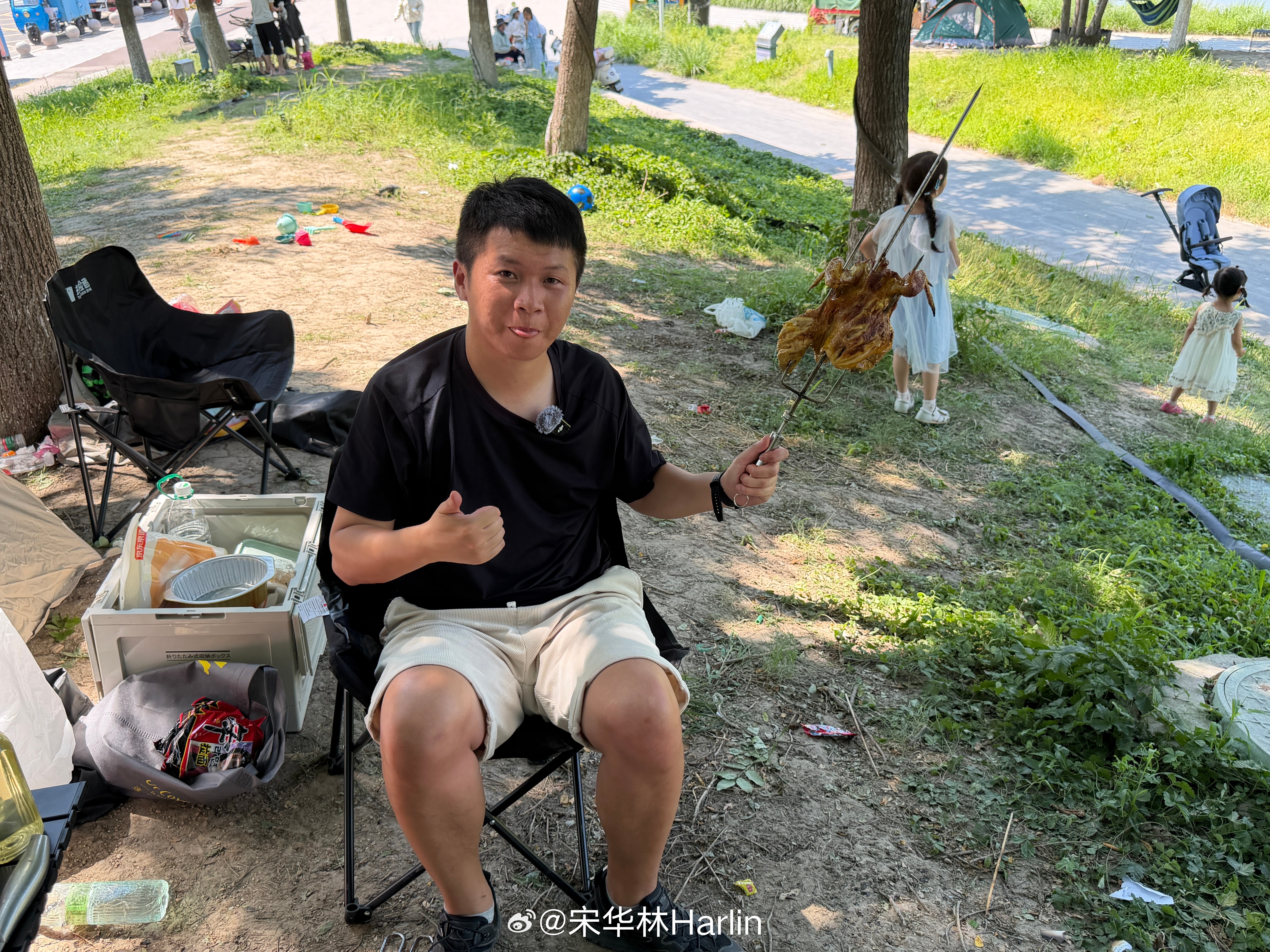 大运烧鸡复刻版，我给打 80 分，vlog 晚一点放出