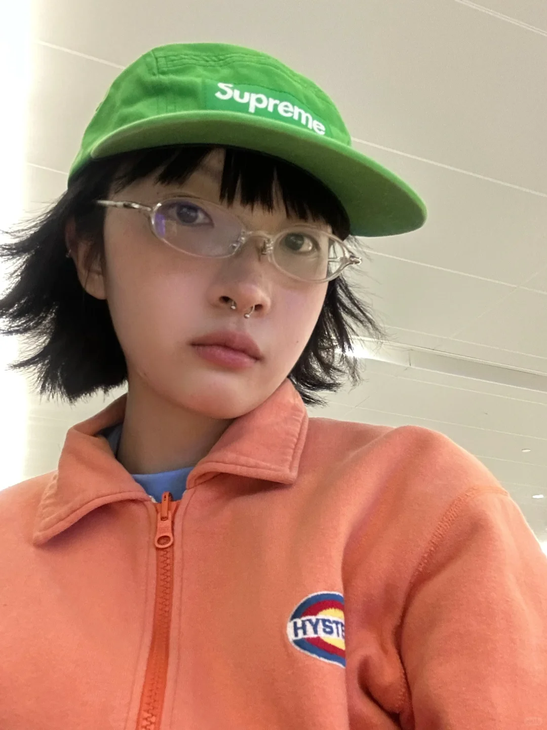 满意的一张自拍🤳