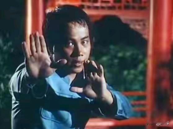 陈真走了，那句“孩子，这是你的家”是童年最快乐的密码。这个旋律一响，陈真矫捷的身