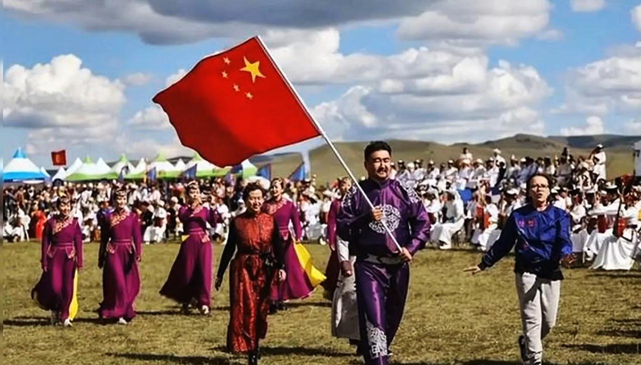 [熊猫]蒙古这波“认祖归宗”操作很有意思。很多人以为蒙古作为成吉思汗的故乡，肯定