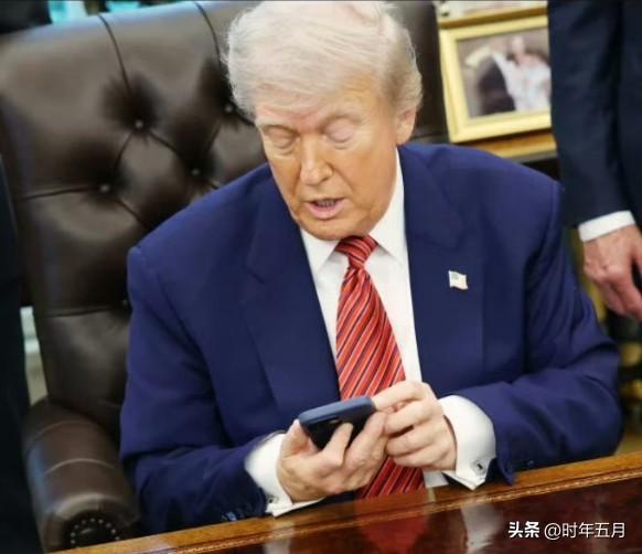 自重返总统任内，特朗普对人工智能日益着迷，并与许多科技高管密切接触。

据报道，
