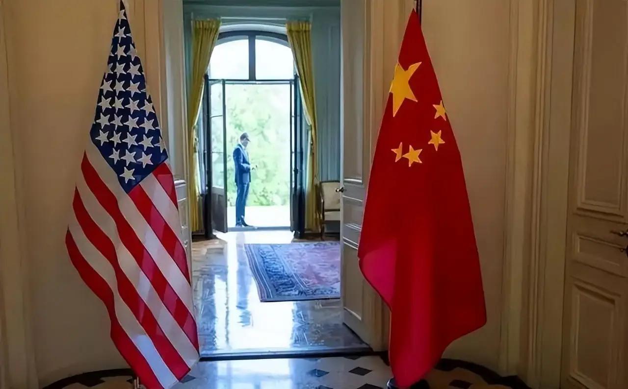 特朗普访华可能带来一定积极影响，有助于缓解当前中美紧张局势，推动双方在贸易、科技