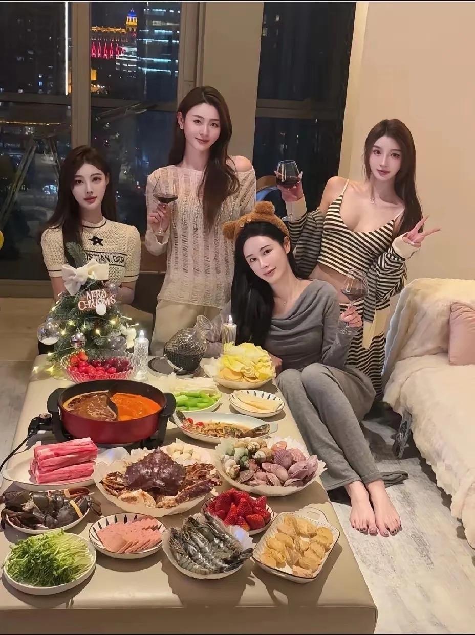 这四位女生，如果只能选一个，你会怎么选？【@头条逗趣小鲁班】