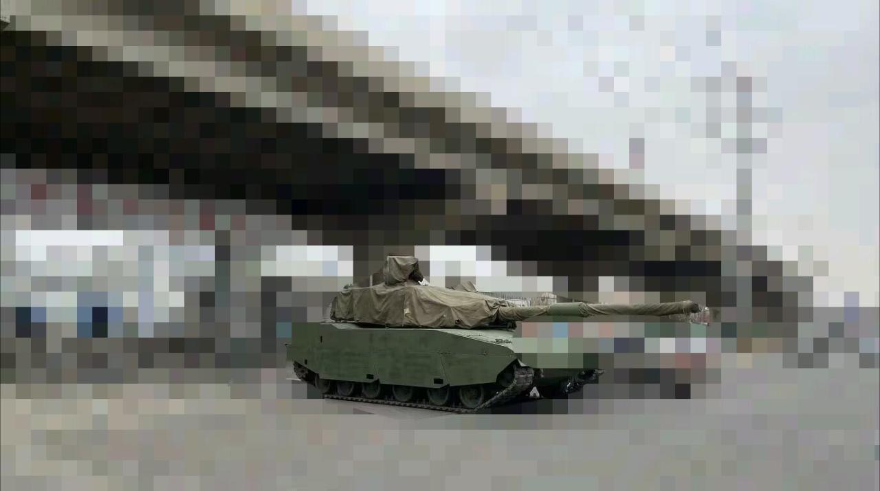 双离谱的哥哥不靠谱口径140，50吨，混动，4个aps，软硬光综合反无系统，车体