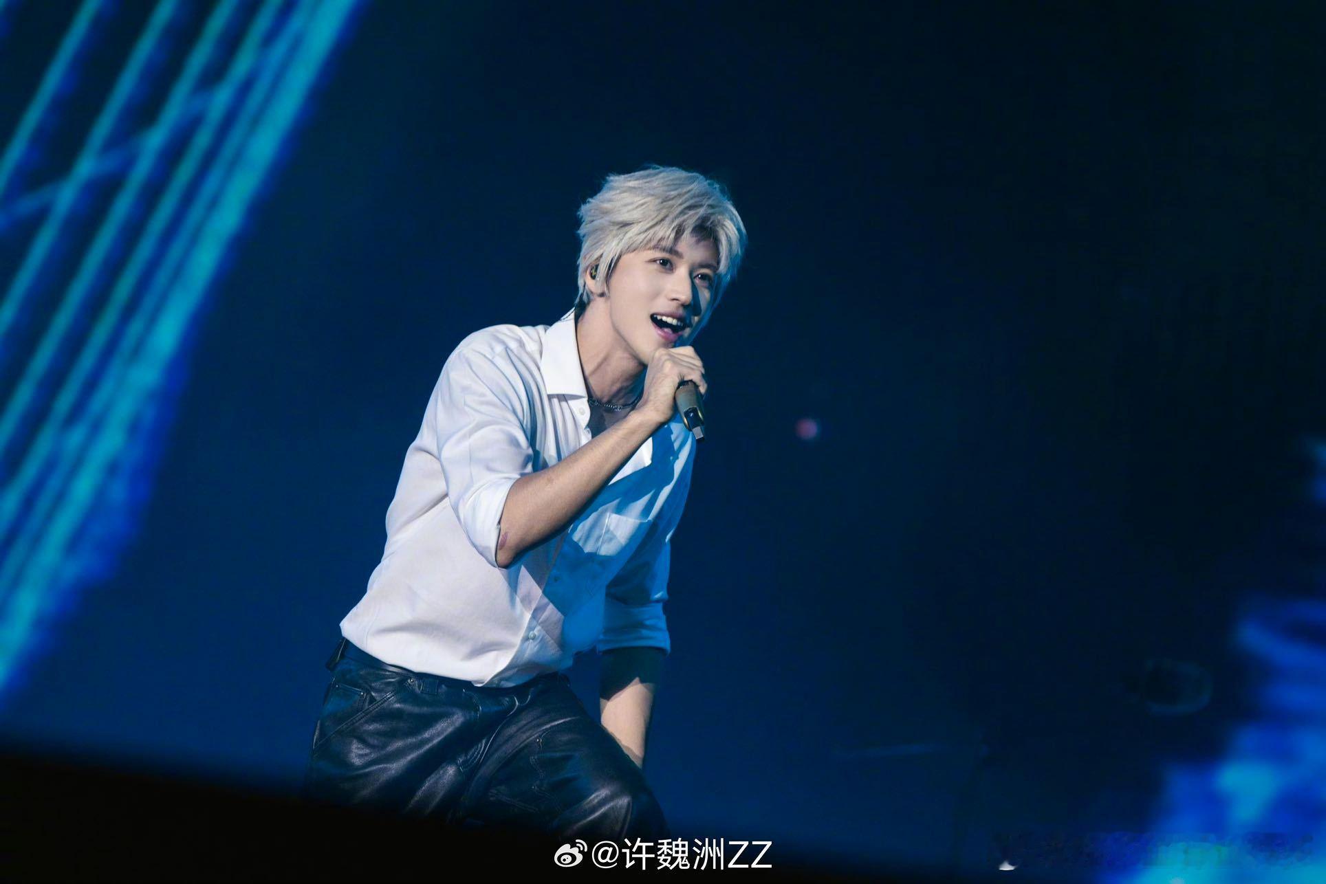 许魏洲PROME乐队首张EP先行曲 许魏洲PROME乐队新歌《MORE AND 