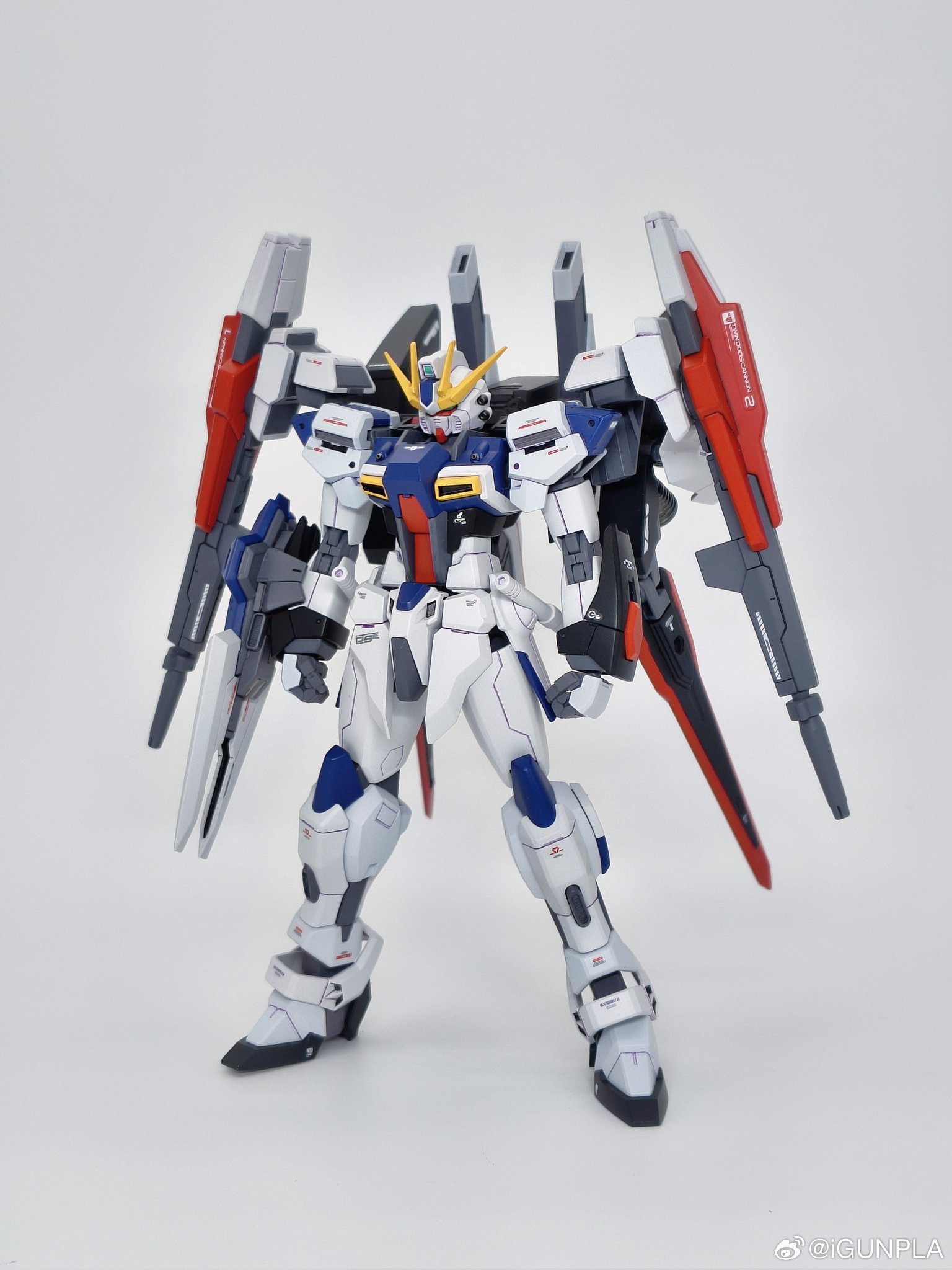 超越型强袭高达（by LEN）高达模型高达模型