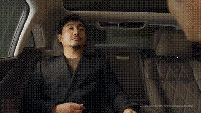 沈腾余承东一个敢问一个敢答沈腾和余承东同框也太欢乐了！一个敢问一个敢答，笑点根本