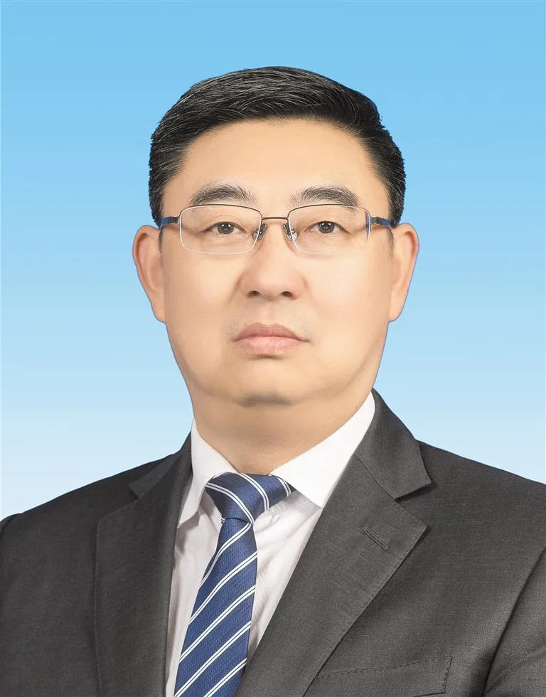 四川眉山市的王策鸿，在乐山期间向管理对象购买股票，干部调整上谋利

1966年出