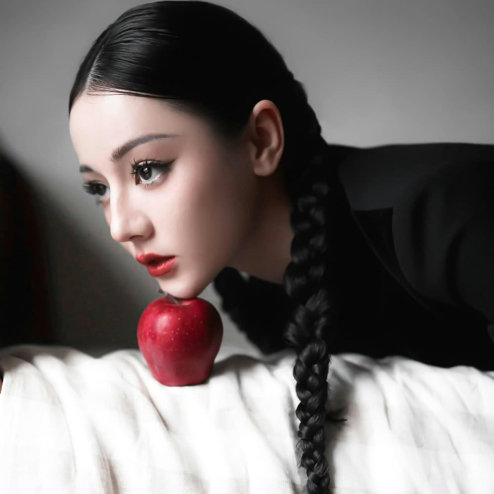 有时候选头像是一件很困难的事 