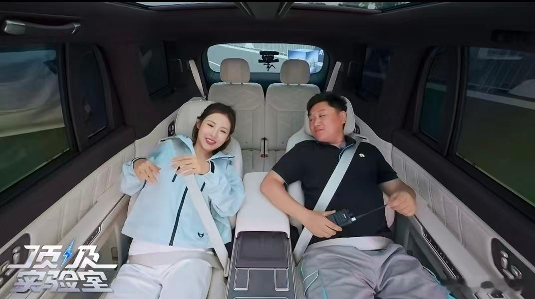 长期以来，零重力座椅的行车安全短板始终难以攻克，行业普遍仅靠文字提示、使用限制规