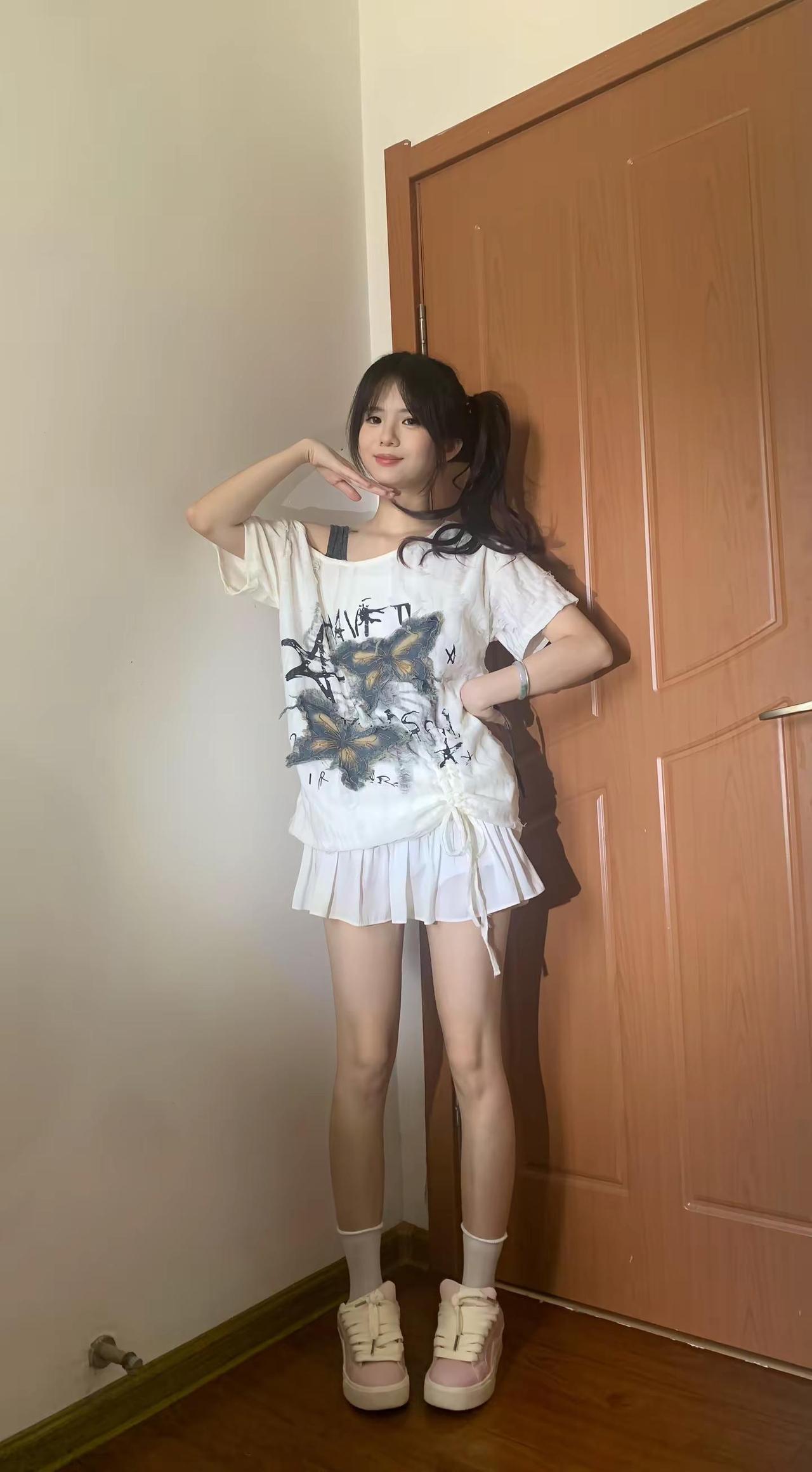 泥泞的路才能踩出。最清晰的脚印👣日记穿搭 不同风格的夏季小裙子盘点