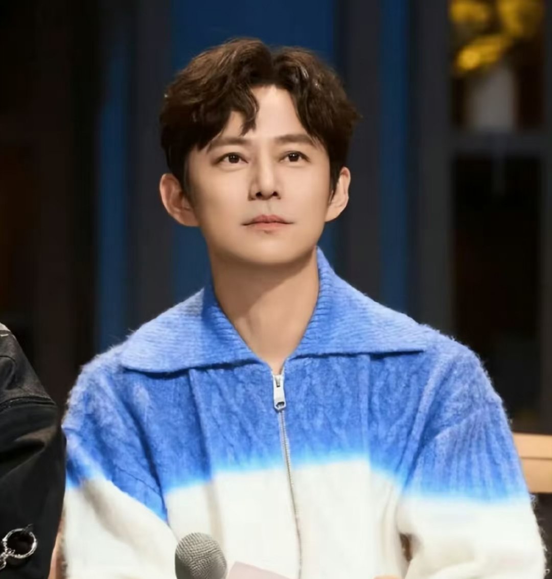 何炅老师的健康小目标，总结起来就是作息、饮食、体重管理、运动，以及好的生活习惯。