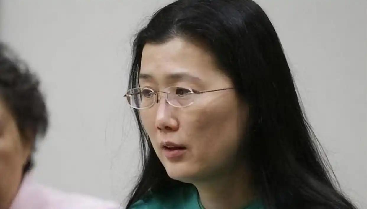 她是北大化学才女，却潜伏在顶级药企整整十年，李天乐她利用职权反复申领剧毒铊化合物