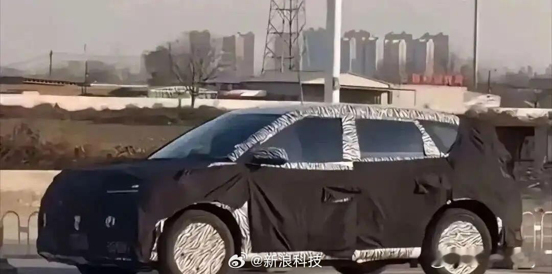 小米三款新车齐曝光小米的三款新车YU9：大家熟知的9系大型SUVYU7 GT：高