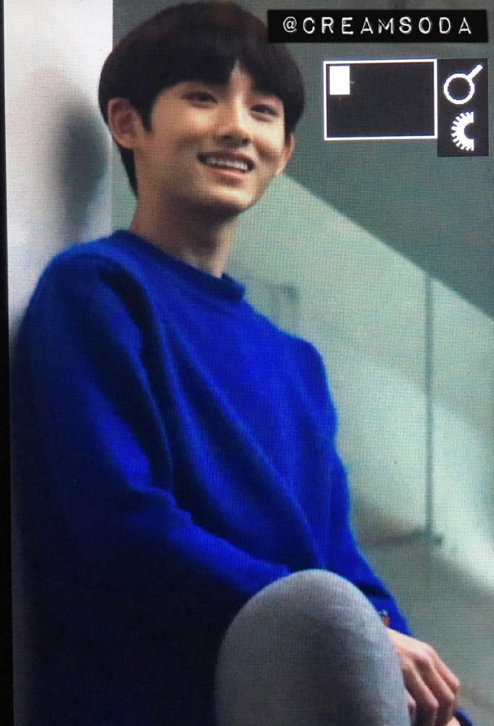 董思成  dsc董思成黑西装出街 
我数过一千颗星子，却在你眼底看见最亮的那颗—