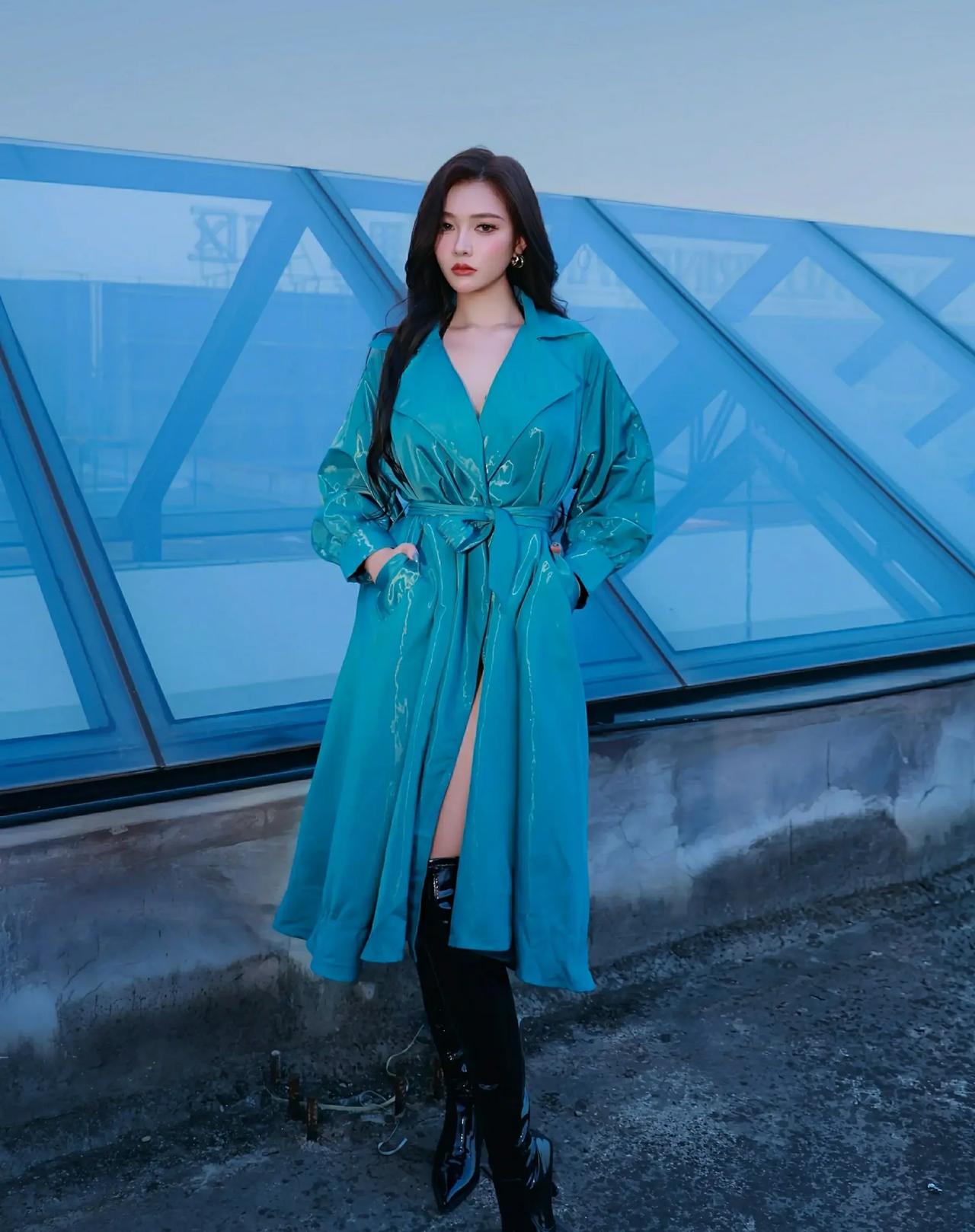 优雅自信穿搭分享