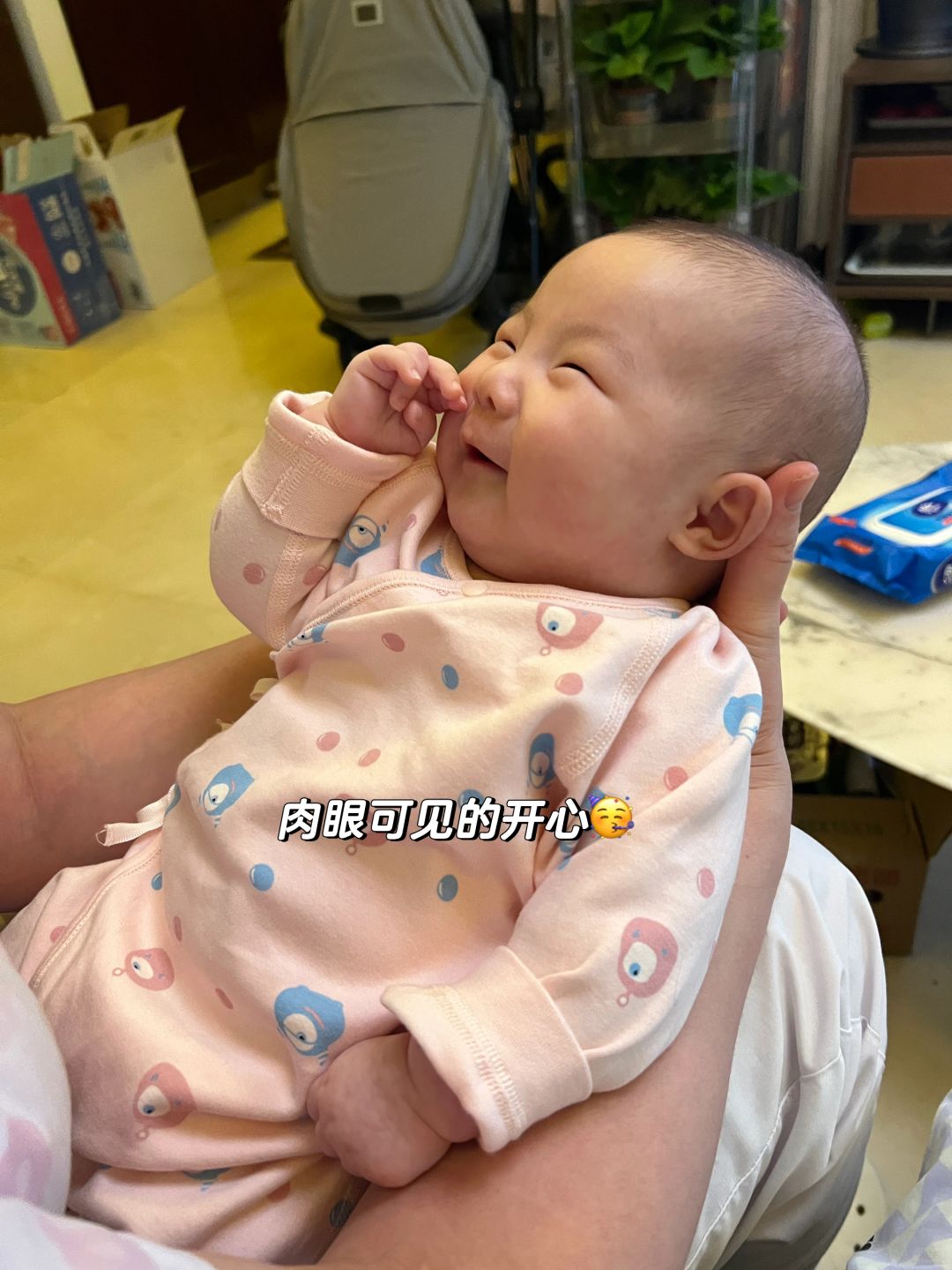 有个超爱笑的宝宝是怎样的体验～