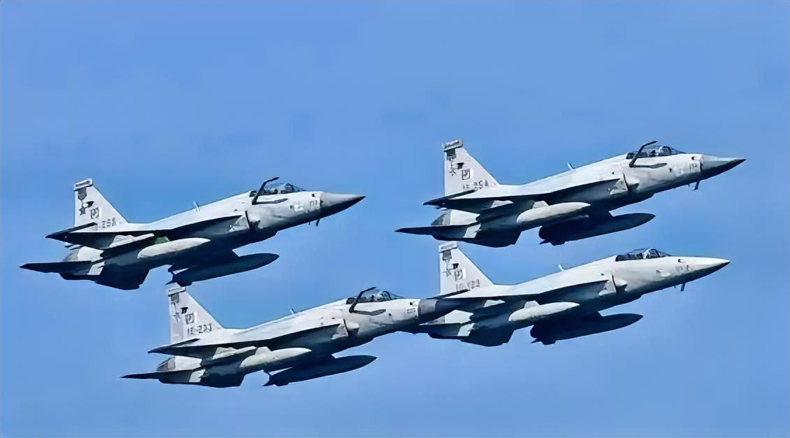 中东这盘大棋，美国人眼看就要控不住了。谁能想到，就在美伊准备坐上谈判桌的关键时刻