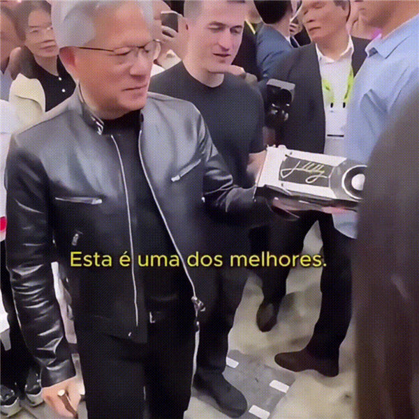 【黄仁勋自曝最爱的显卡】作为英伟达的掌门人，黄仁勋在迭代速度飞快的海量显卡产品线