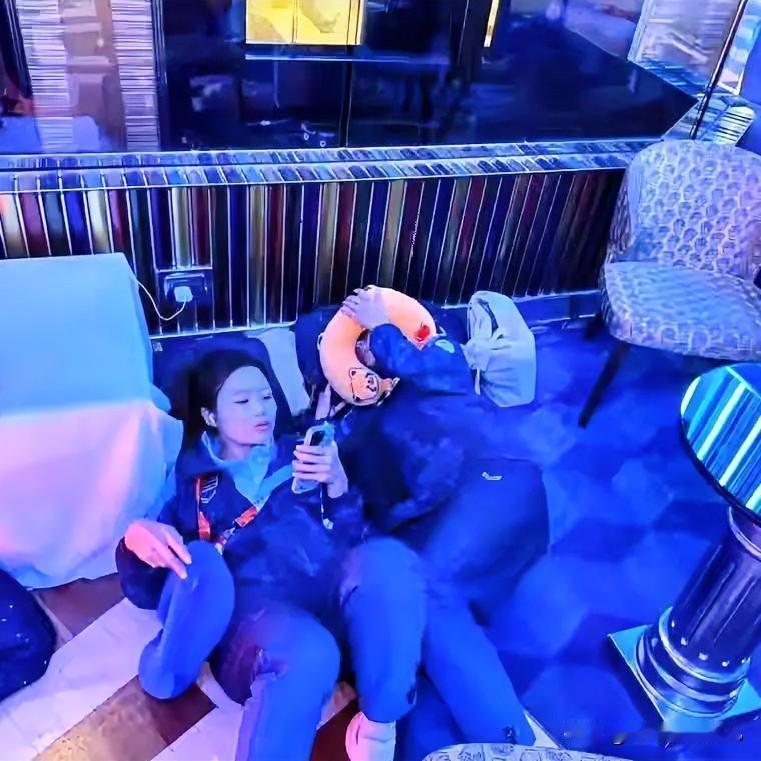 名古屋亚运乱象！中国队自费租车找酒店，泰国队机场打地铺，印度队最惨。

名古屋机