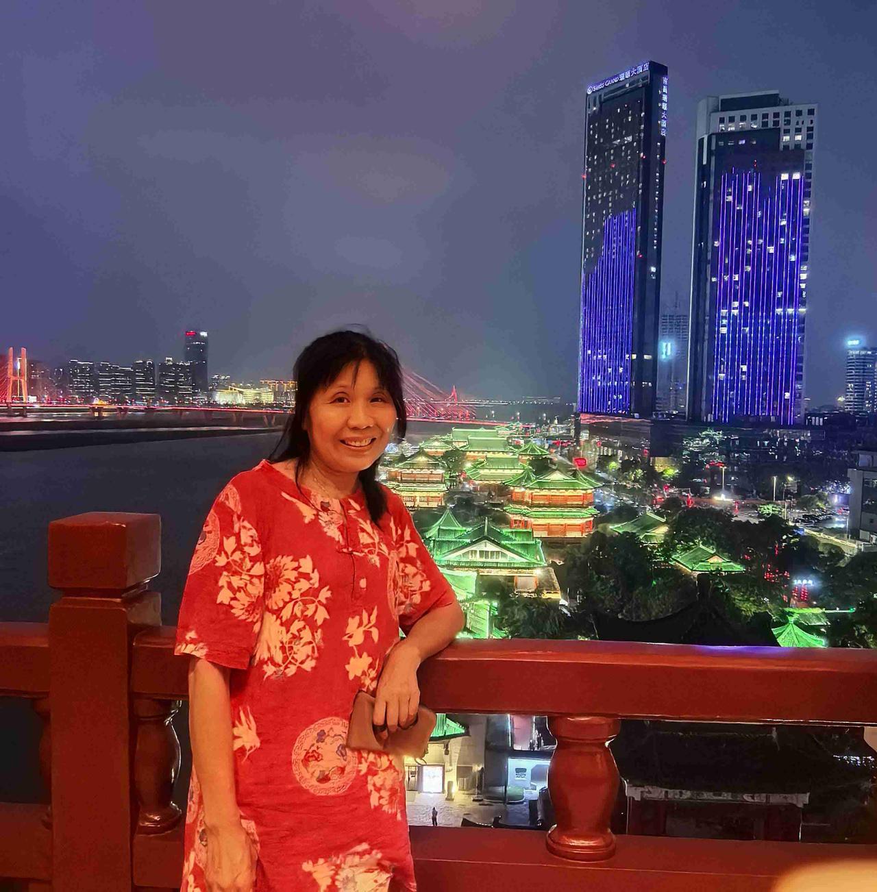 我的今日状态：🏝️旅行度假
我这里的天气：☀️晴天 我在家乡晒风景 晒秋日打卡
