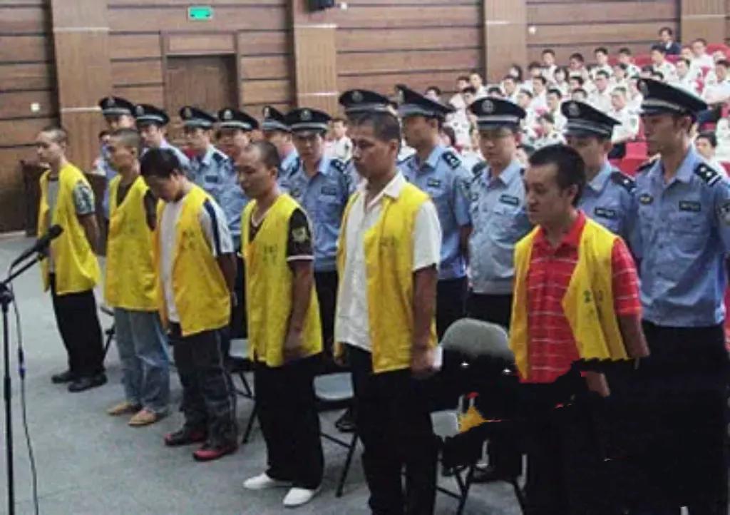 江西九江发生致2人死亡刑事案件

近日，江西省九江市彭泽县龙城镇发生了一起令人震