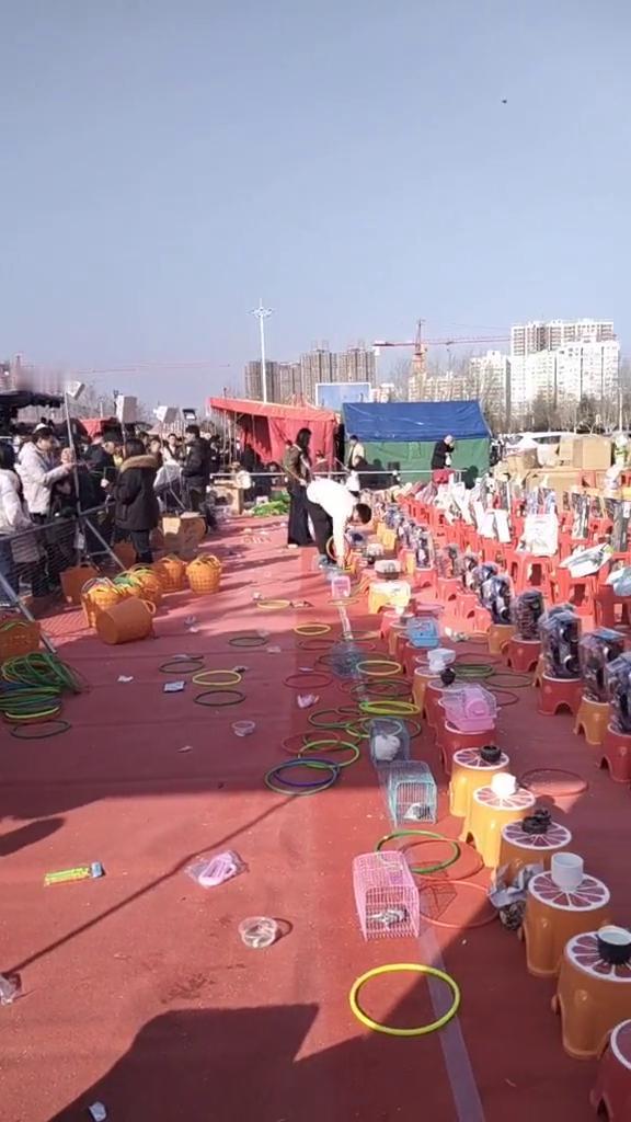 这位姐姐，我有个美好的消息要告诉你，你要是再划走，那我可帮不了你。