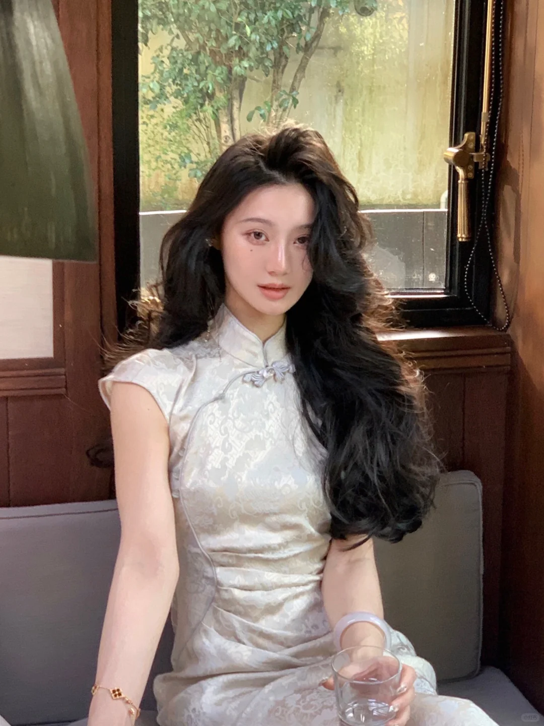 三年了   还是很喜欢司藤风旗袍