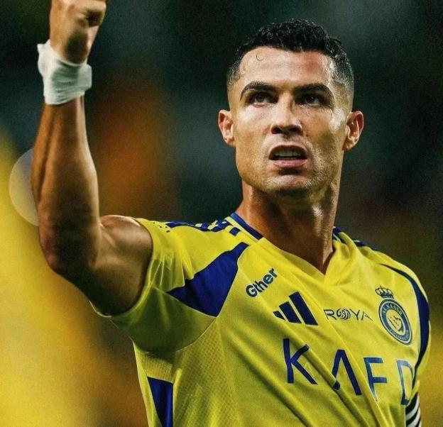 C 罗快 40 了，他每睡一觉，银行卡里就多出 55 万欧元。你我，睡一觉，多了