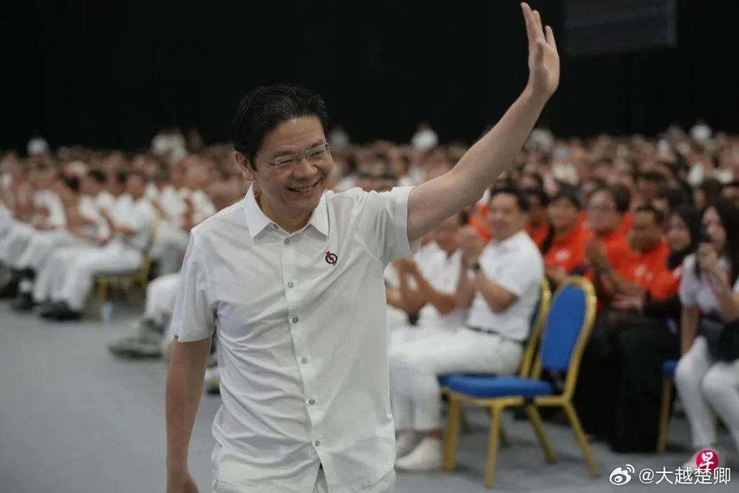 新加坡行动党开会，黄循财说，当前内阁由第四代领导人为主、第三代领导人为辅，他希望