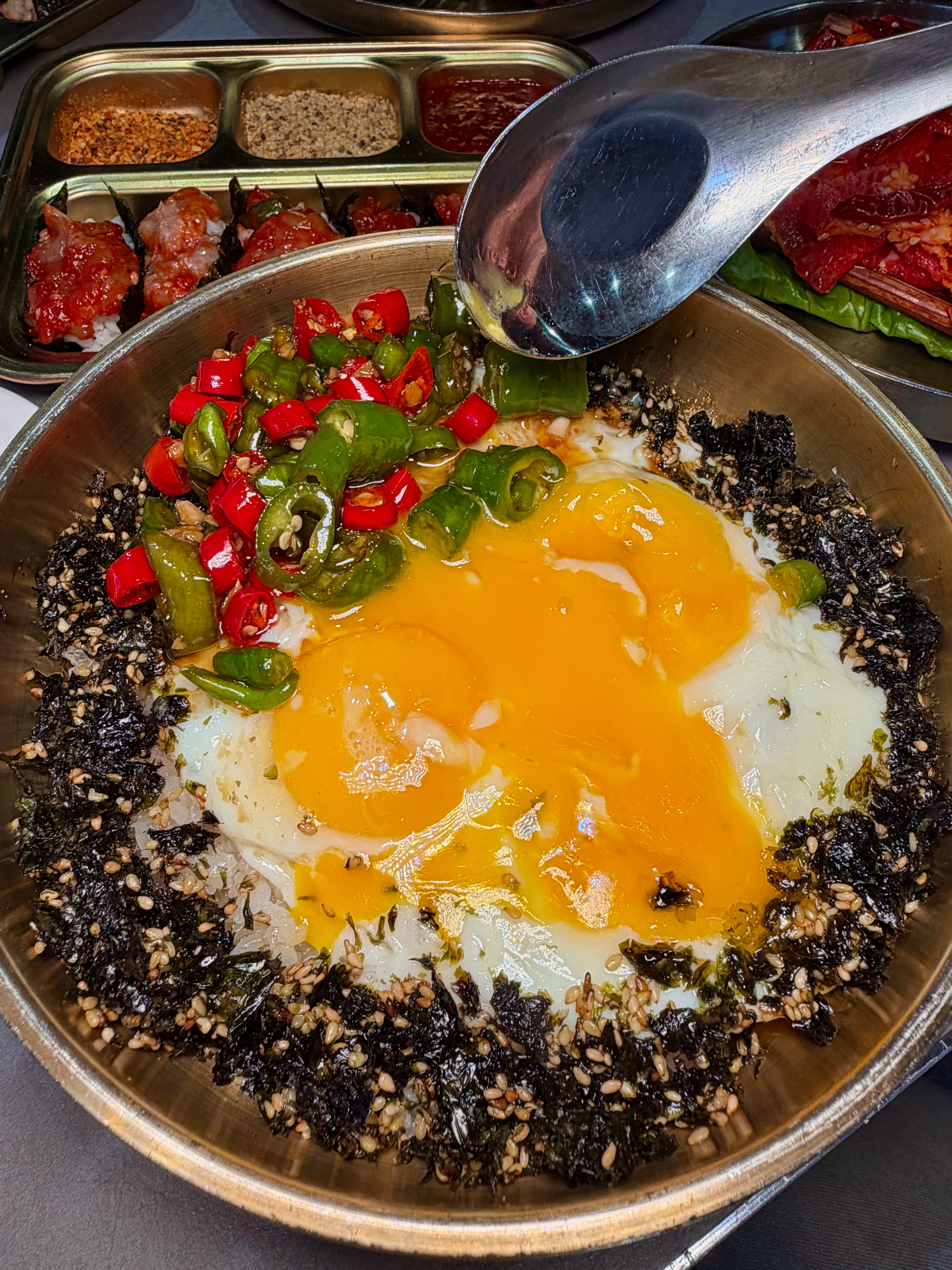 感觉是南京NO1好吃的东北烤肉店。。。。  开了6年多🔥火了6年多！！ 南京油