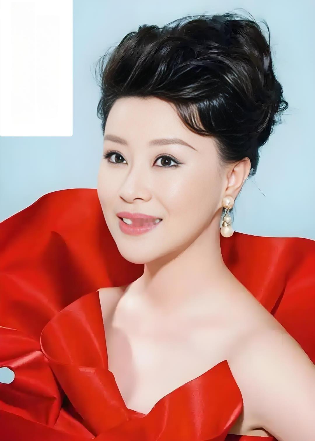 祖海凭借《为了谁》崭露头角，此曲经恩师邹友开精心打磨，尽显其感染力与对音乐的执着