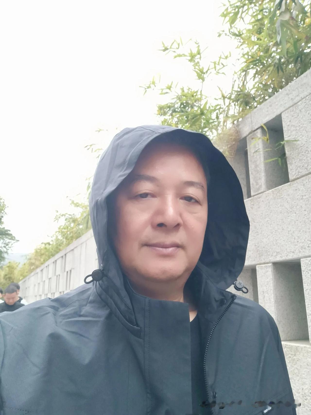 甲流感，你怎么会这样？
今天去社康开点治拉肚子的药💊，看到一湖南刚回深圳的美女