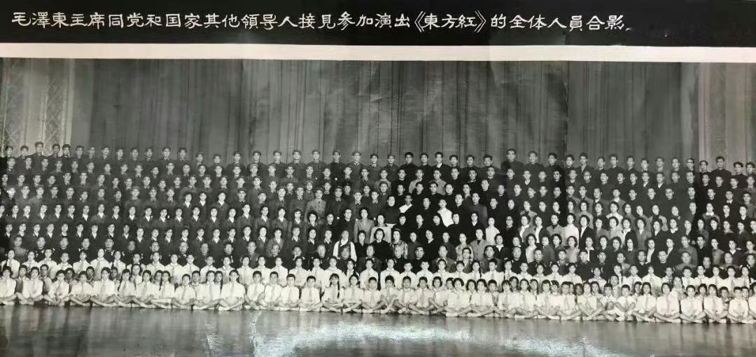 一张珍贵照片 