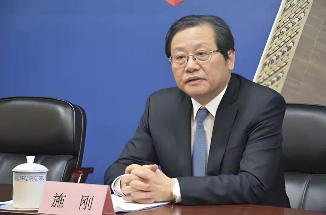 金融圈大瓜？工行北京分行原行长施刚疑似失联 
又失联了一位！退休都5 年了！
能