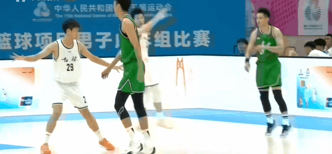 38岁的大韩依然能飞，在有限的出场时间内，他还能保持高水准，只不过随着年龄增长，