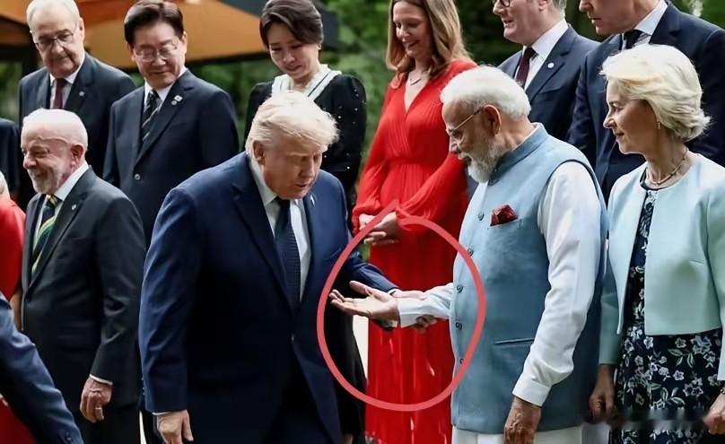 身体不会说谎，G7峰会一幕道尽岁月常态，纵然是世界第一大国总统也不例外，不服老但