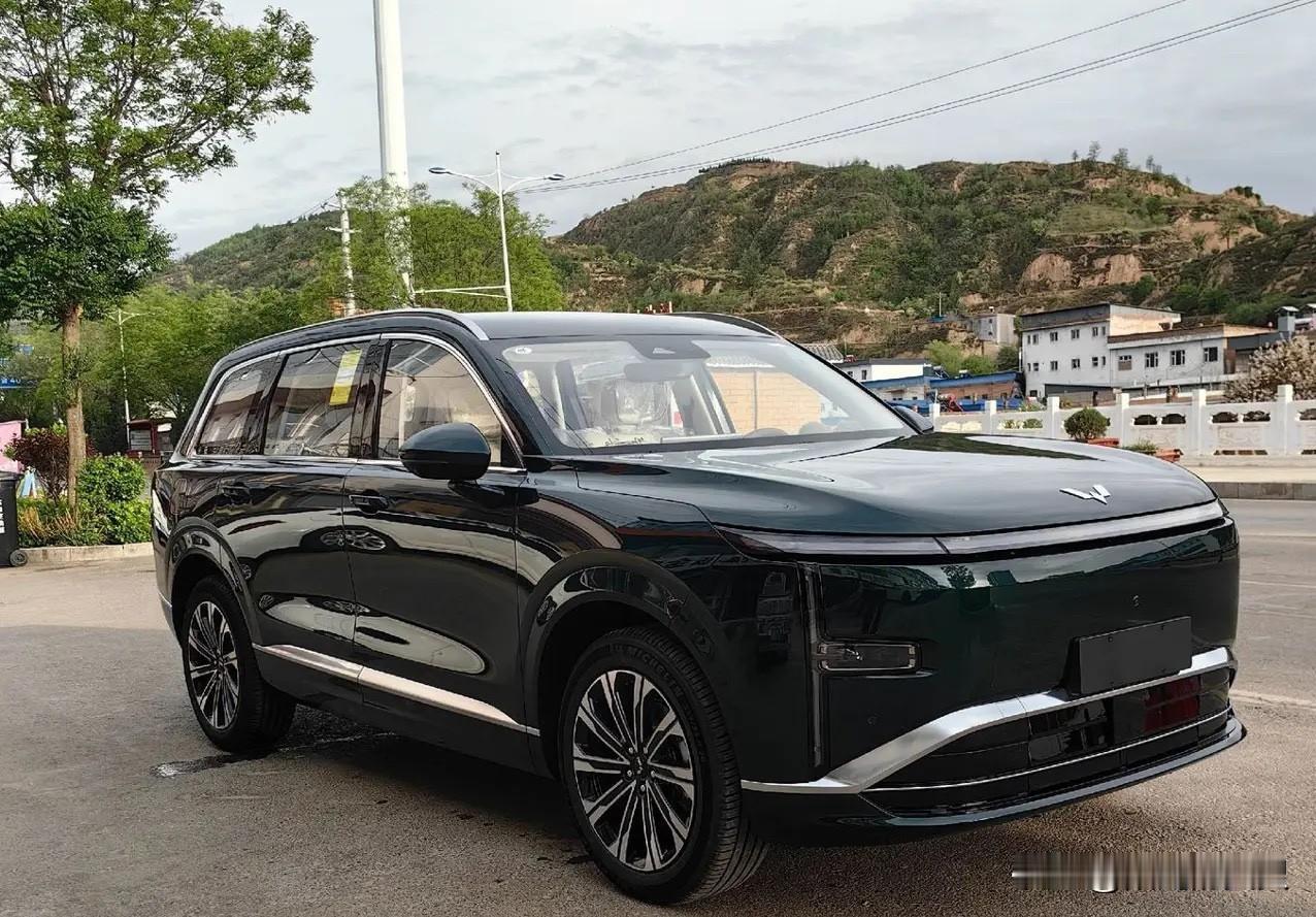 10 万级的星光 L 是真六座还是伪六座？
市面上不少10万级多座SUV，宣传六