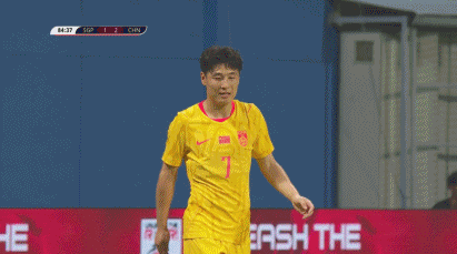 国家队久违的面孔！圆梦百场的武磊！重回国家队的戴伟浚！
邵佳一还是喜欢用技术性人