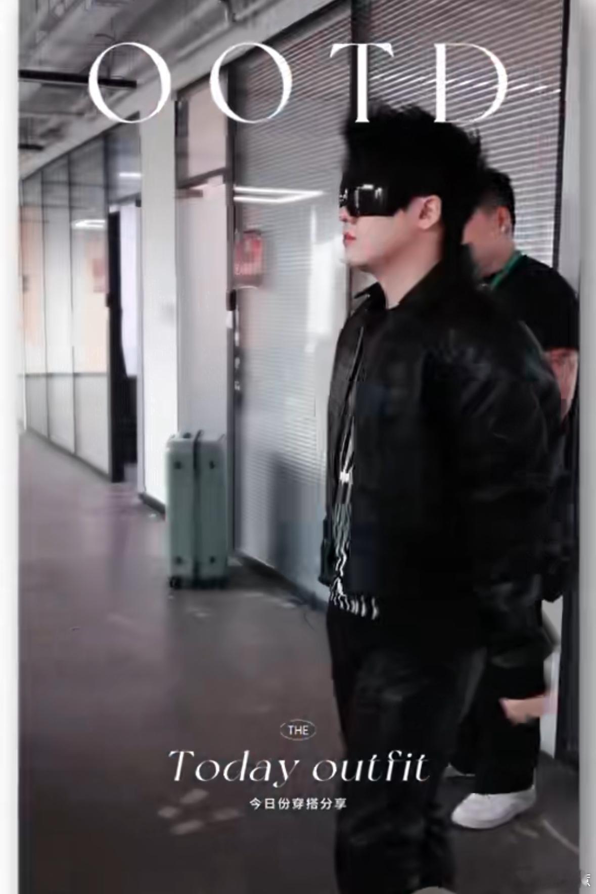 路过的鸡蛋也要被Capper吐槽新说唱2025 vlog里眼没睁开就吐槽鸡蛋？C