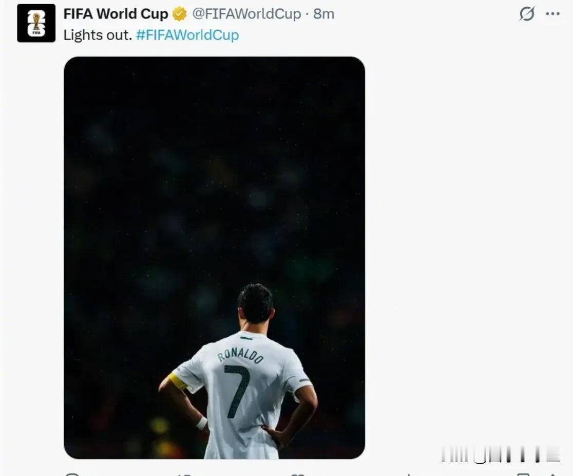 C罗的天黑了。
回看一下，C罗这几次的转会剧本吧！有点似了。尤文图斯、曼联，都是