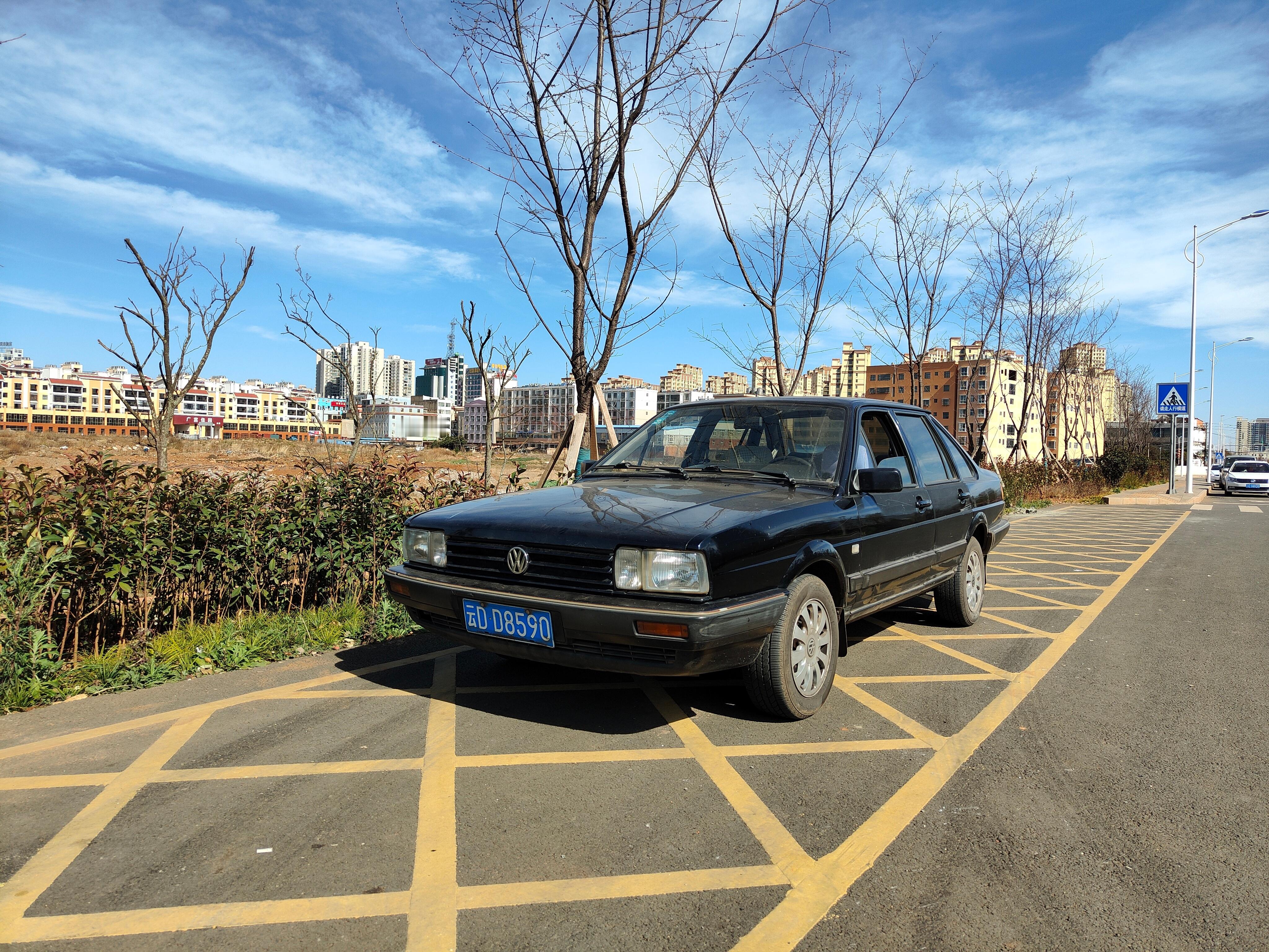 驾驶真正的大众高级小轿车[赞][doge] ​​​