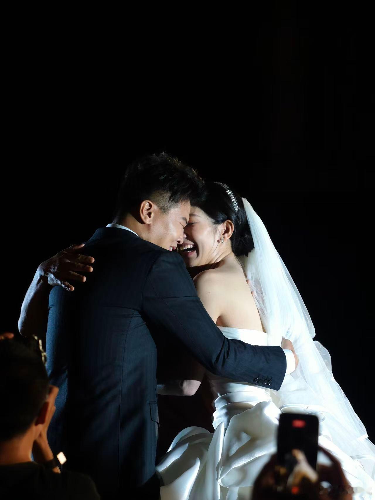 东北杰出青年之婚礼参加过不少，今天的婚礼让我记忆深刻。也让我的回忆起2019年那