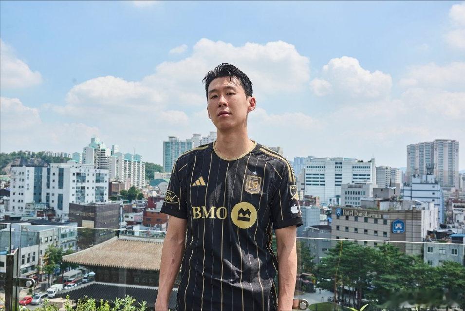 6场5球，上演帽子戏法，孙哥在美职联也属于降维打击这个级别。孙兴慜在速度和射术在