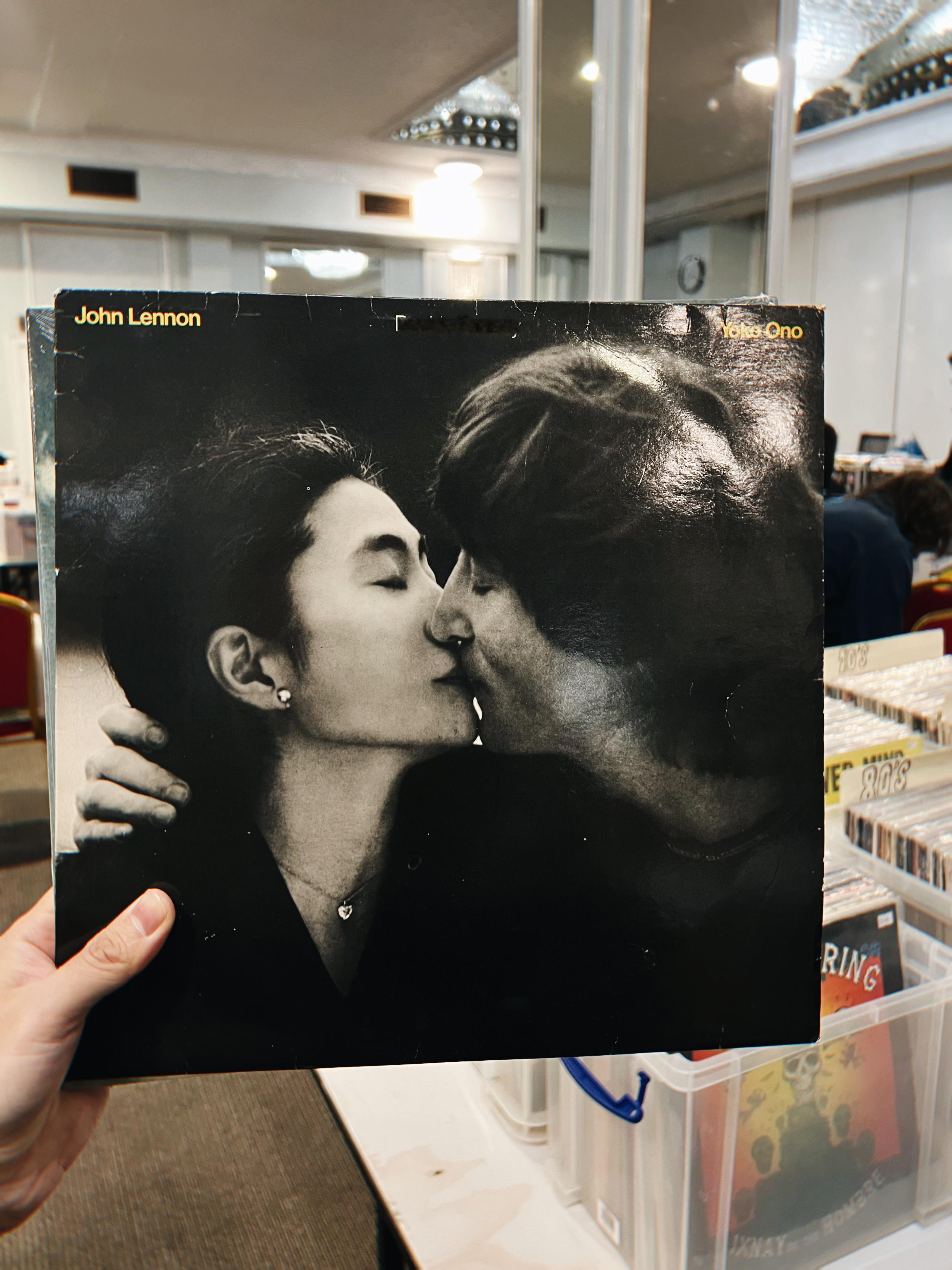 英国人不骗中国人昨天在Piccadilly Records全款36.99镑拿下了