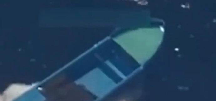 美军又击沉4艘贩毒船致14死【美军又击沉4艘“贩毒船”致14人死亡】美军已击沉1