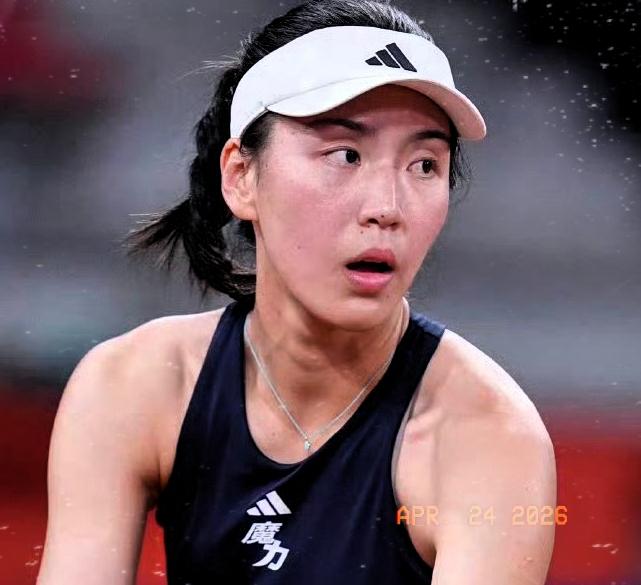 另一位中国金花王欣瑜先行上阵，以6-2， 3-6， 0-6的比分，不敌持外卡参赛