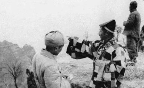 1938年，一个道士路过日军驻守的哨卡时，因为没有向日军鞠躬，结果被日军打个半死