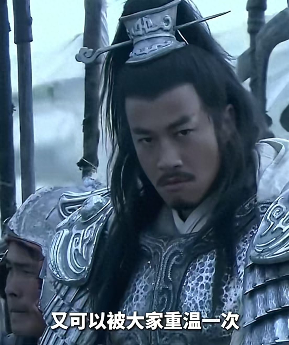 何润东回应“古装武将天花板”，网友：嘴角压不住了