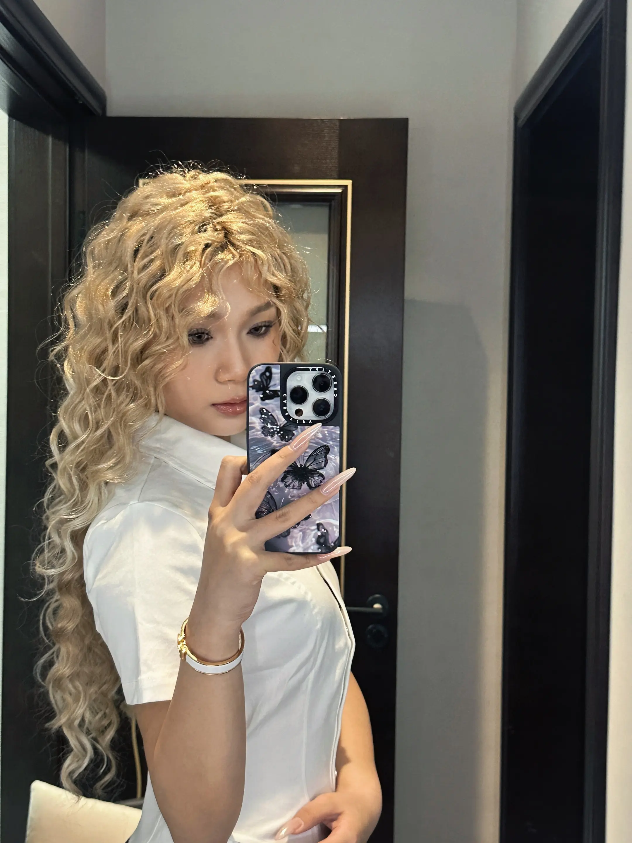 挺想回你消息的 但你总不发